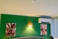 private-ferienwohnung-mit-meerblick-schlafzimmer-klimaanlage-detail-laubergine-bellevue