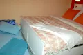 Zusatzbett im Schlafzimmer der privaten Ferienwohnung L’Aubergine Bellevue – komfortable Schlafmöglichkeit für dritte Person